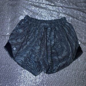 Lululemon Dimensional Hotty Hot Shorts